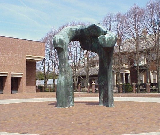 【轉載】亨利 摩爾henry moore (英國1898 – 1986) 雕塑作品集2