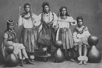 Hawaiian Dancers